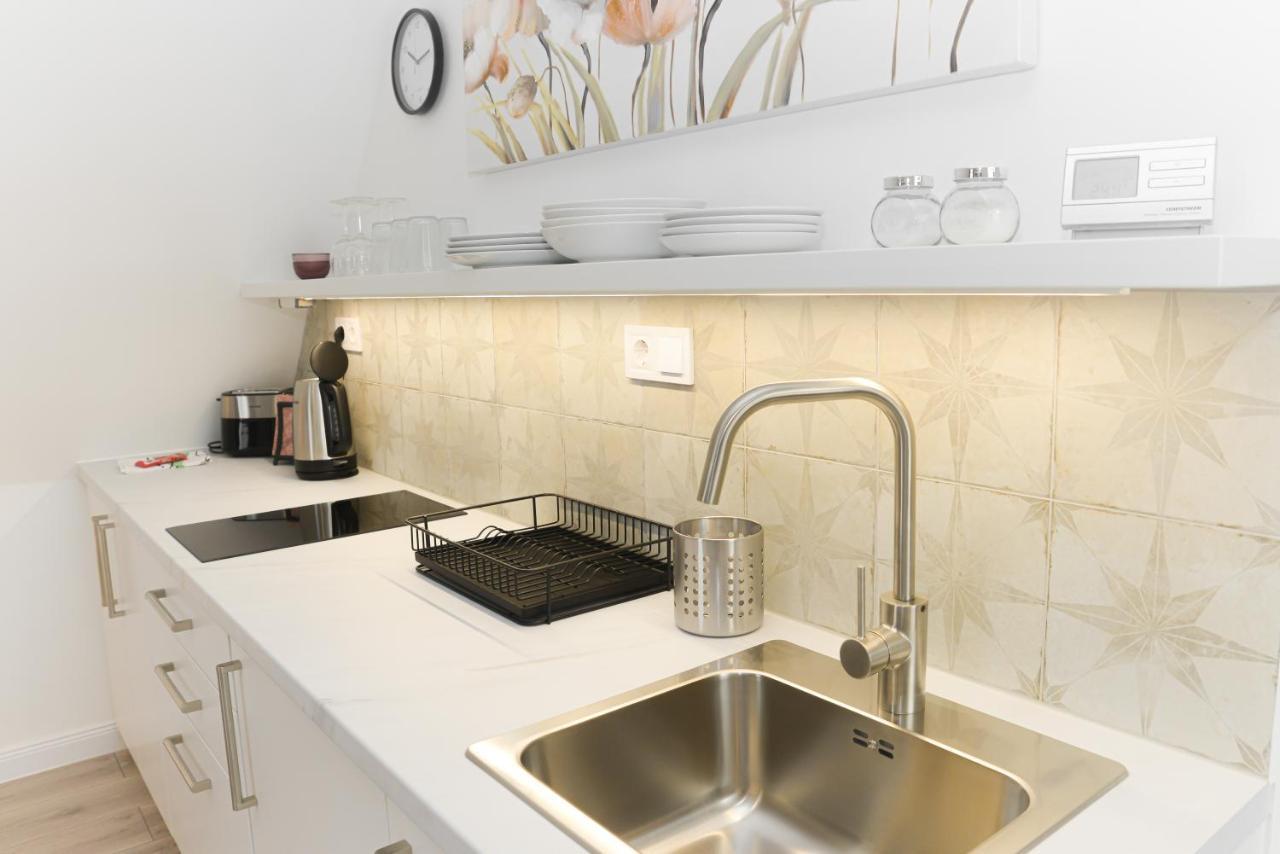 Raba92 Apartman House Luaran gambar